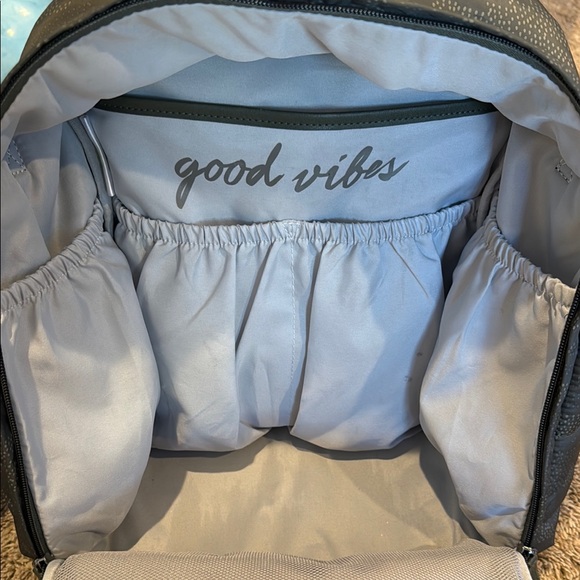 Itzy Ritzy Dream Compact Diaper-bag Backpack - Picture 8 of 10